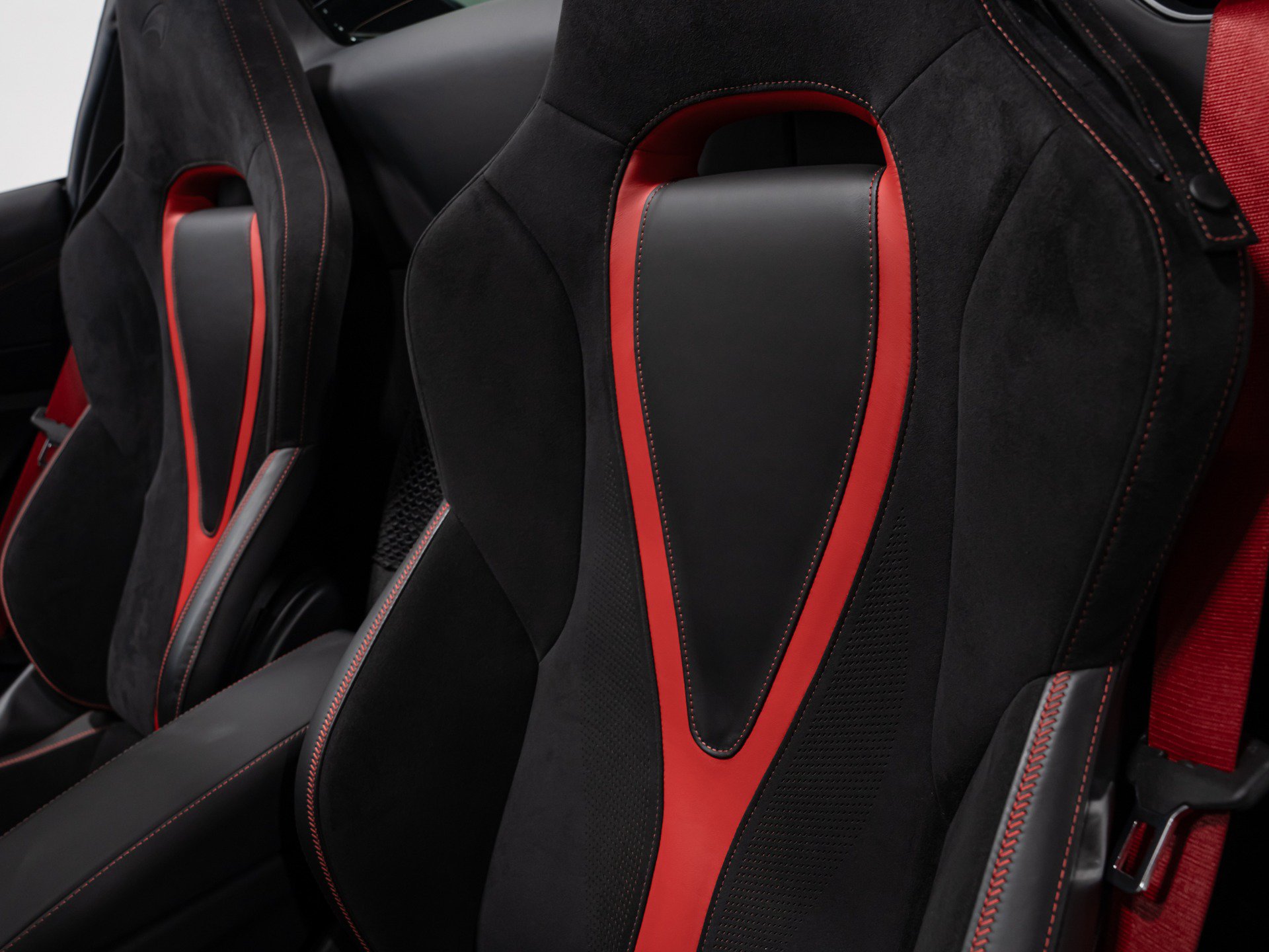 Used 2021 McLaren 720S Performance RWD image 52