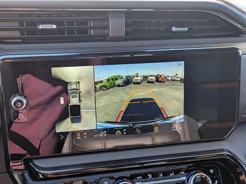 Used 2025 GMC Sierra 1500 AT4 w/ AT4 Premium Package image 22