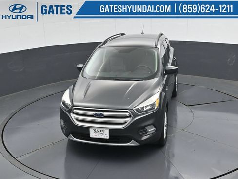 Used 2018 Ford Escape SE AWD/4WD image 47