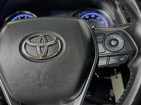 Used 2019 Toyota Camry SE image 20