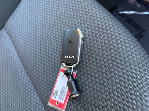 Used 2023 Kia Soul S image 33