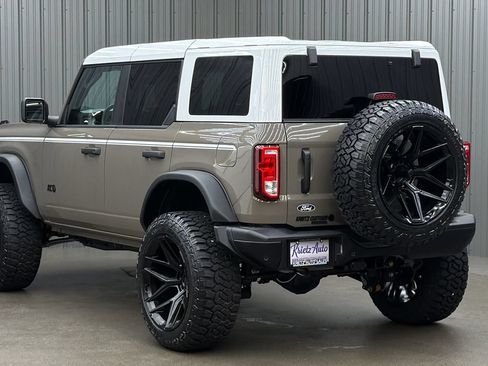 Used 2026 Ford Bronco Heritage Edition AWD/4WD image 3