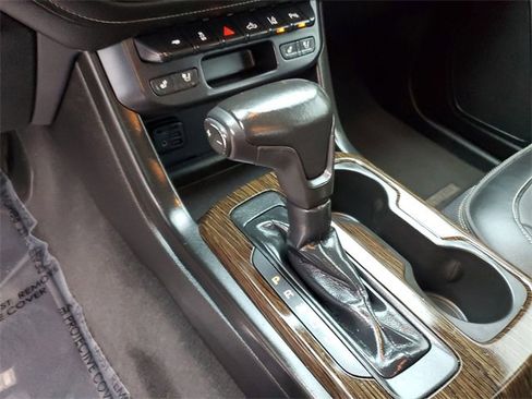 Used 2020 GMC Canyon Denali image 26