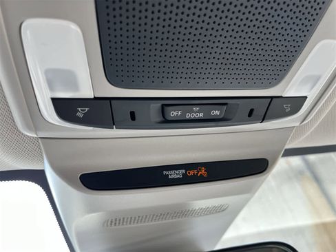 New 2026 Honda HR-V LX image 25