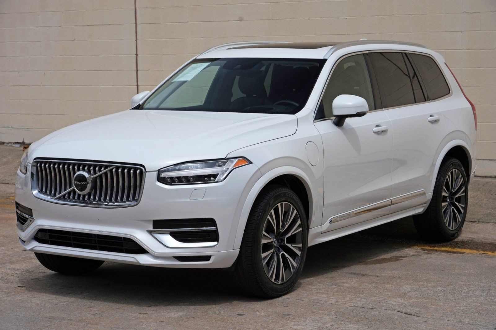 Used 2021 Volvo XC90 T8 Inscription Expression w/ Advanced Package AWD/4WD image 47