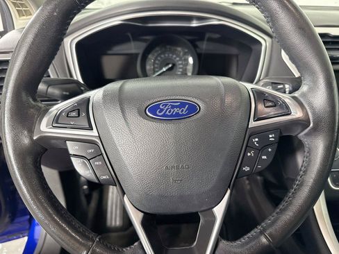 Used 2016 Ford Fusion SE FWD image 16