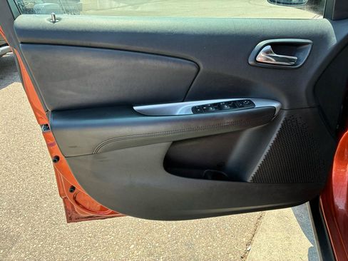 Used 2012 Dodge Journey FWD image 15