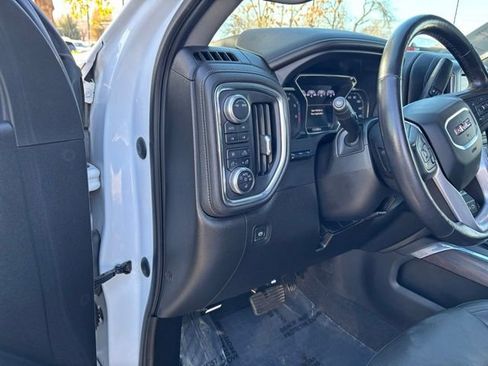 Used 2020 GMC Sierra 2500 SLT w/ Technology Package image 14