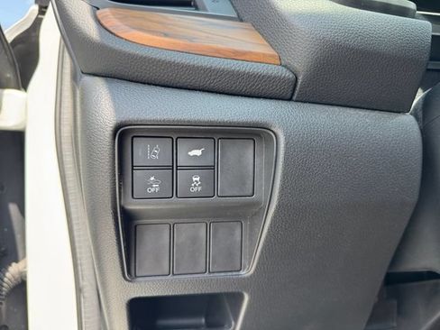 Used 2020 Honda CR-V Touring image 24