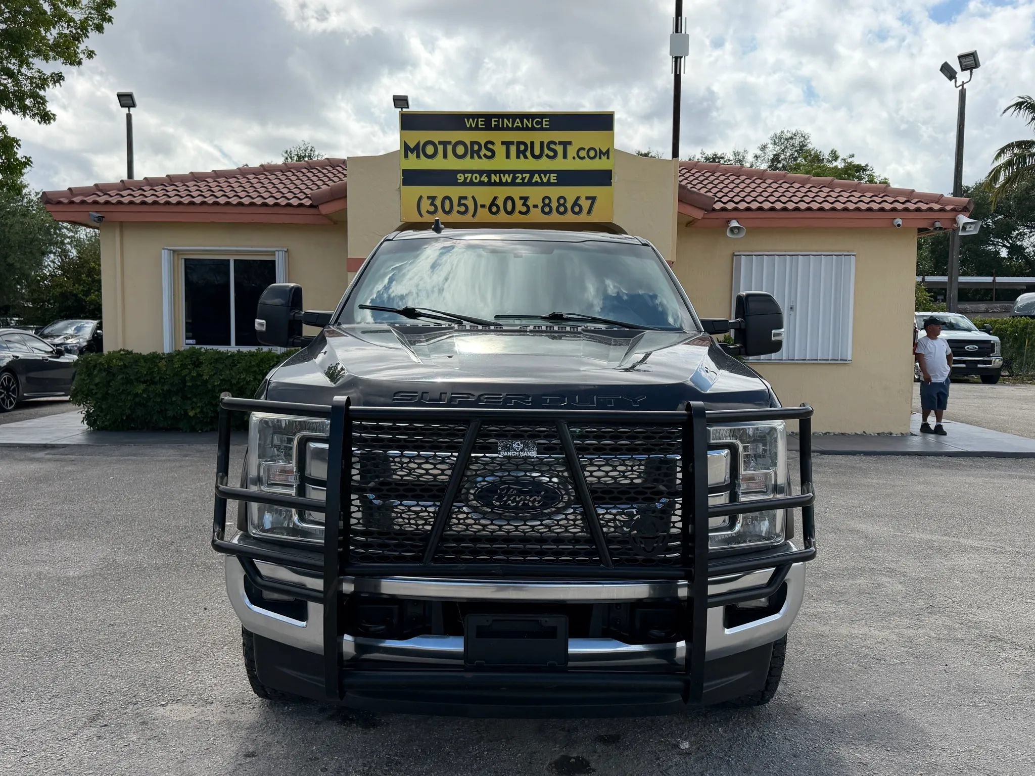 Used 2019 Ford F250 4x4 SuperCrew Lariat w/ Camper Package image 9
