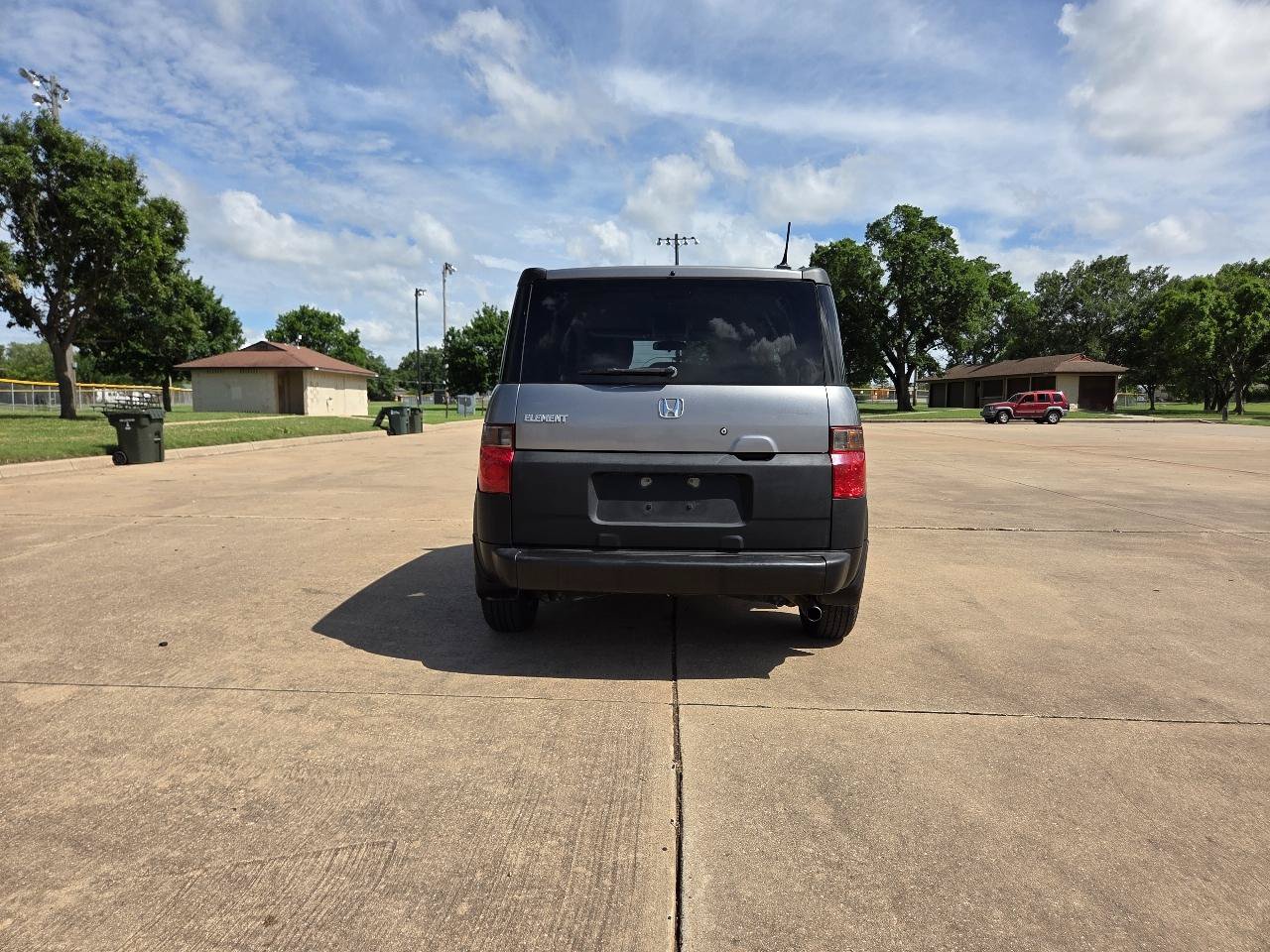 Used 2005 Honda Element EX image 25