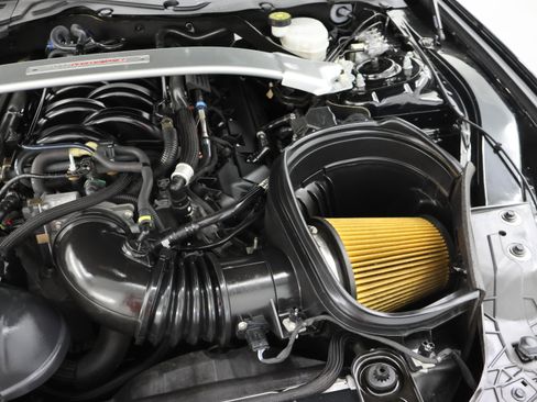 Used 2018 Ford Mustang Shelby GT350 w/ Electronics Package RWD image 15