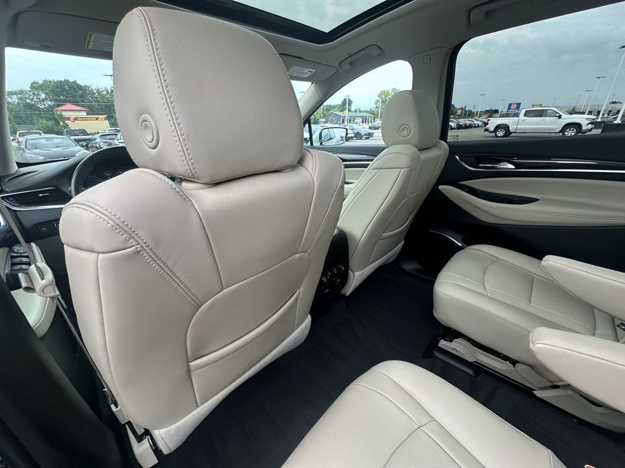 Used 2021 Buick Enclave Premium w/ Sun and Sites Package FWD image 35