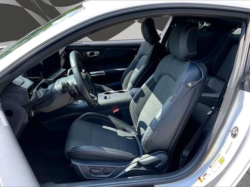Used 2025 Ford Mustang GT RWD image 24