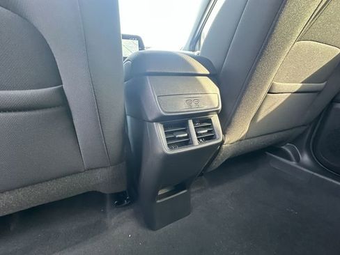 New 2026 Chevrolet Equinox LT image 22