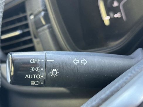 Used 2020 Honda CR-V LX image 24