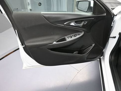 Used 2024 Chevrolet Malibu LT FWD image 20