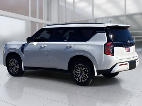 New 2026 Nissan Armada SL w/ Captain's Chari Seat Package image 4