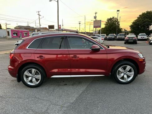 Used 2018 Audi Q5 2.0T Premium Plus w/ Premium Plus Package AWD/4WD image 4