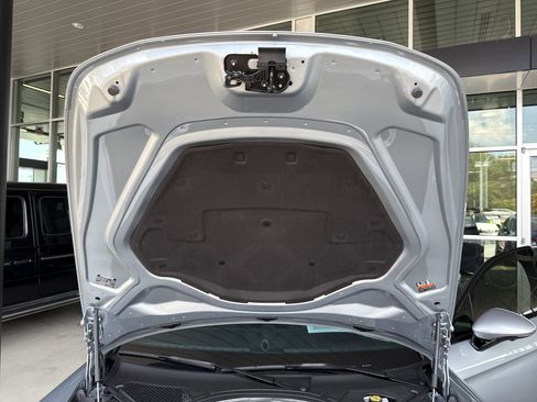 Used 2023 Porsche Panamera Platinum Edition image 16