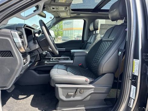 New 2026 Ford F250 Lariat w/ Black Appearance Package AWD/4WD image 9
