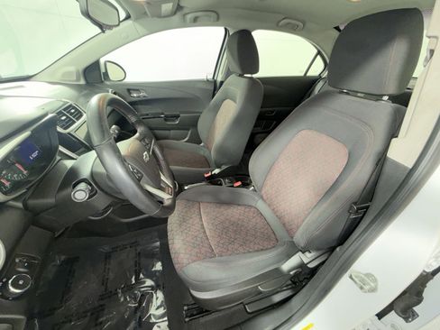 Used 2019 Chevrolet Sonic LT w/ RS Package image 13