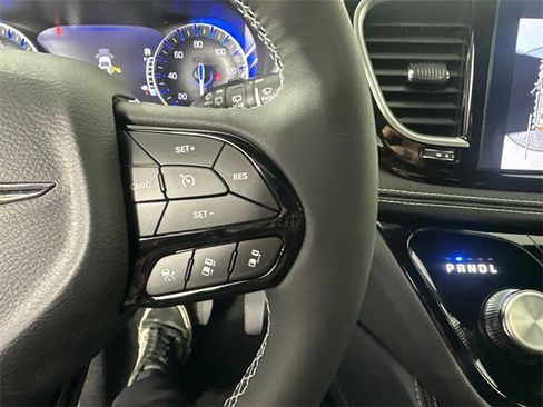 New 2026 Chrysler Pacifica Limited w/ S Appearance Package image 28