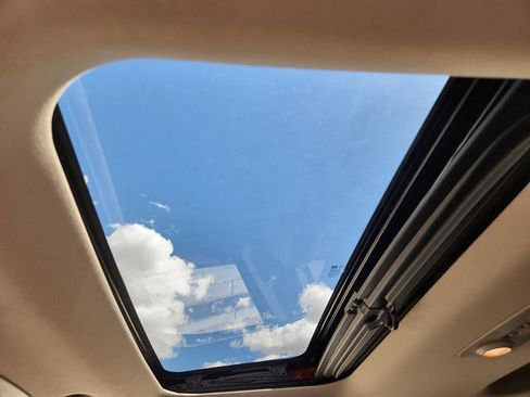 Used 2014 Buick Enclave Premium image 23