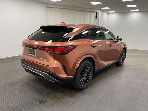 Used 2026 Lexus RX 350h w/ Convenience Package AWD/4WD image 3