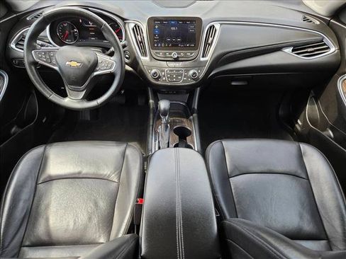 Used 2024 Chevrolet Malibu LT FWD image 18