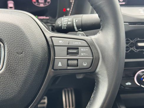 Used 2024 Honda Accord Sport image 30