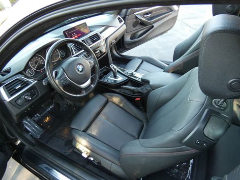 Used 2020 BMW 430i Coupe w/ Convenience Package image 42