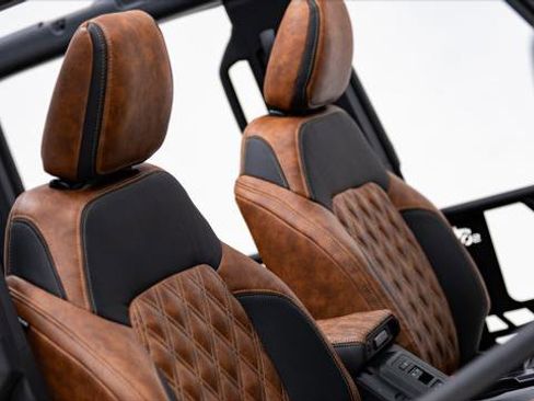 Used 2025 Ford Bronco Big Bend image 19