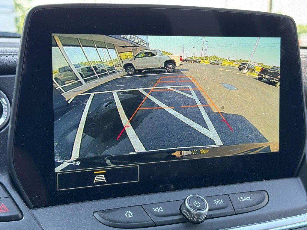 Used 2024 Chevrolet Blazer LT w/ Convenience Package FWD image 23