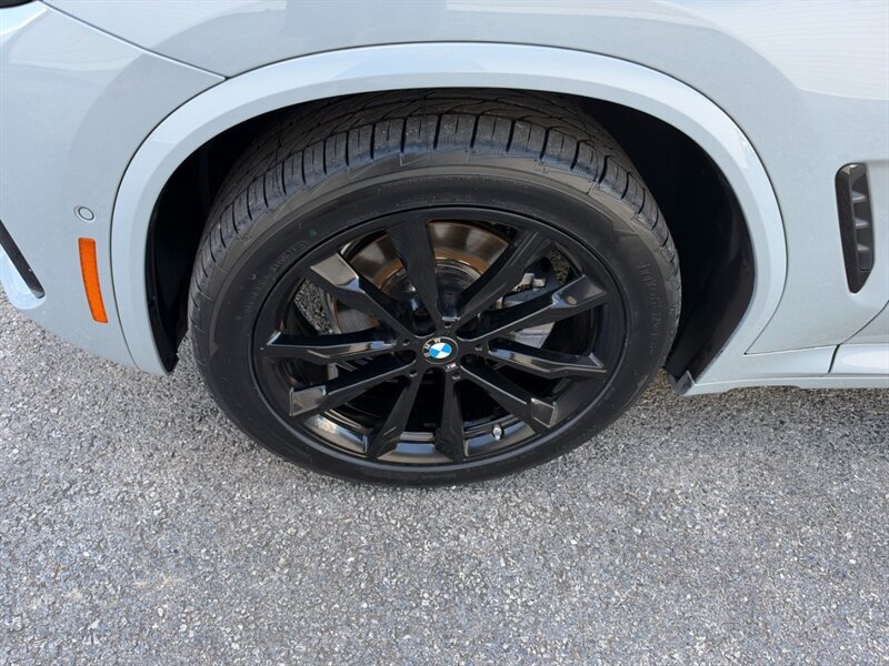 Used 2023 BMW X3 xDrive30i w/ M Sport Package AWD/4WD image 14