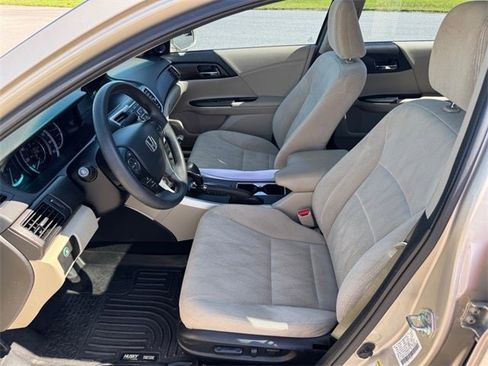 Used 2014 Honda Accord EX image 9