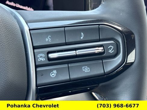 Certified 2024 Chevrolet Colorado ZR2 w/ ZR2 Convenience Package III AWD/4WD image 11