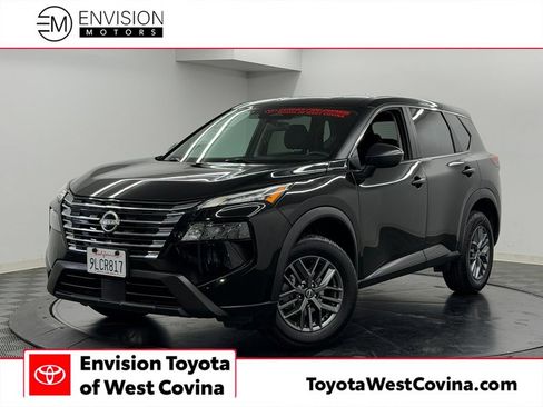 Used 2024 Nissan Rogue S FWD image 1