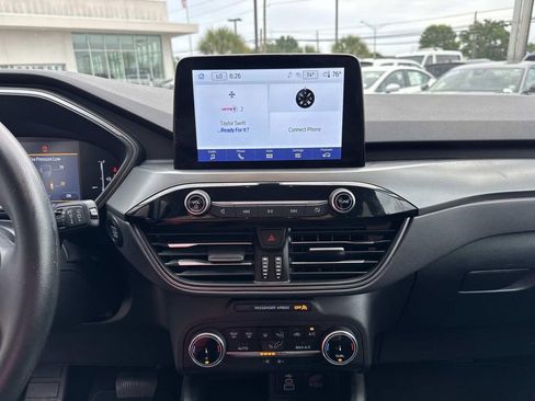 Used 2025 Ford Escape Active AWD/4WD image 25