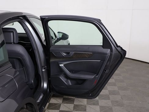 Used 2022 Audi A6 Premium Plus image 24