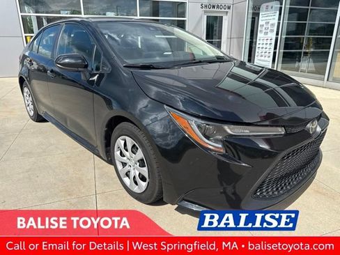 Used 2022 Toyota Corolla LE FWD image 1