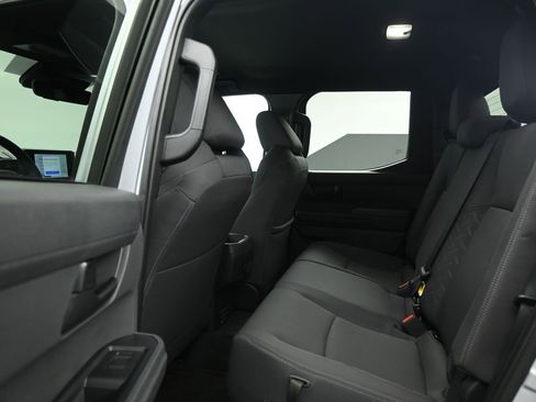 Used 2024 Toyota Tacoma SR5 image 19