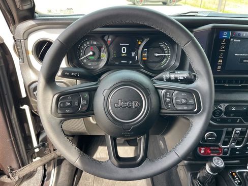 Certified 2025 Jeep Wrangler Unlimited Sport S 4xe AWD/4WD image 17