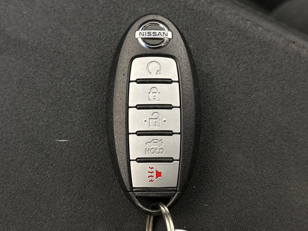 Used 2014 Nissan Altima 2.5 SV w/ Convenience Package FWD image 34