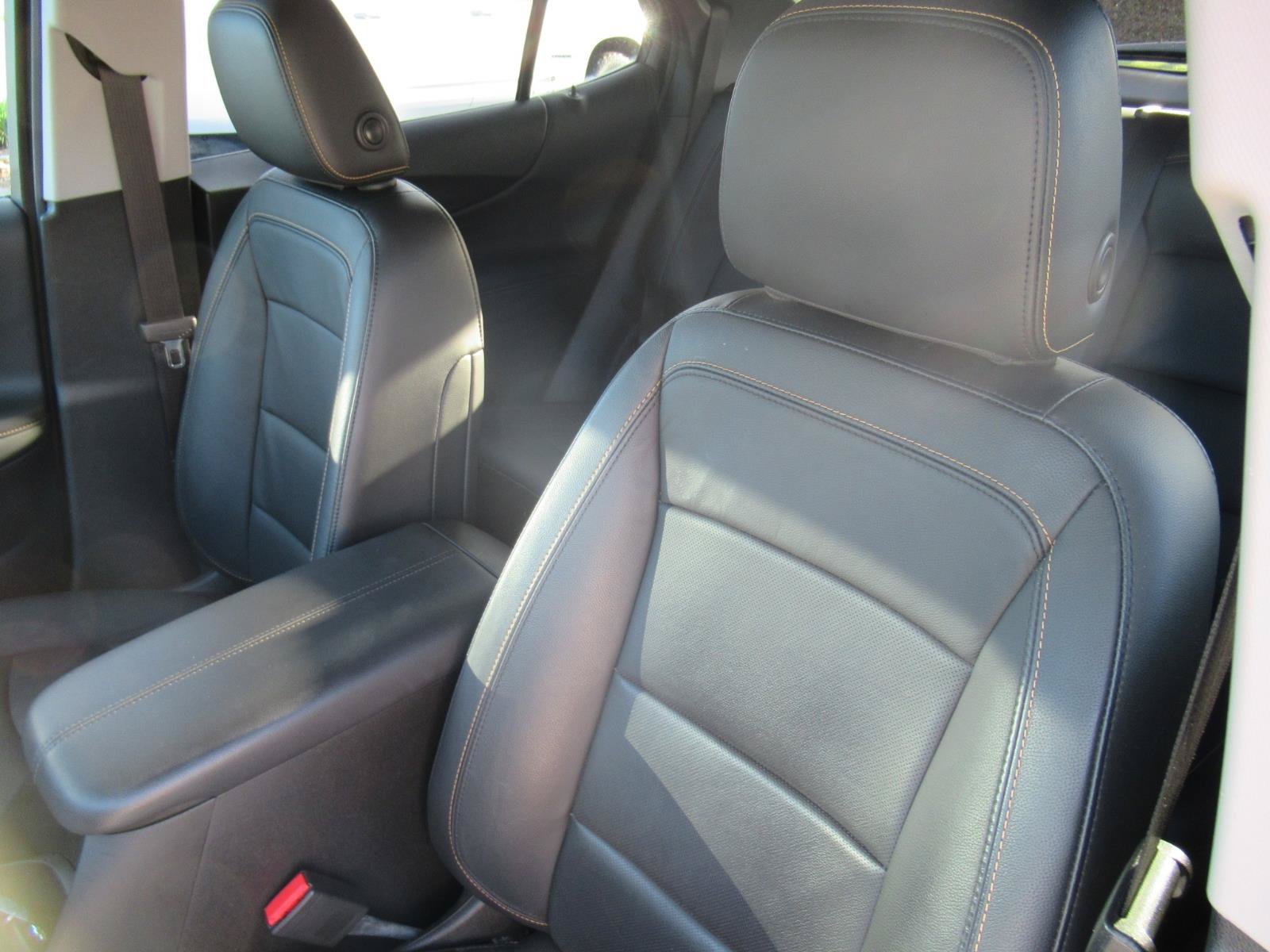 Used 2019 Chevrolet Equinox Premier FWD image 18