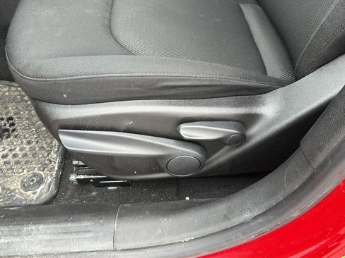 Used 2023 Jeep Renegade Latitude image 12