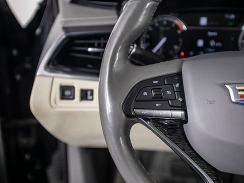 Used 2023 Cadillac XT6 Premium Luxury AWD/4WD image 39