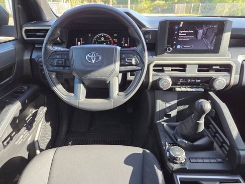 Certified 2024 Toyota Tacoma SR AWD/4WD image 7