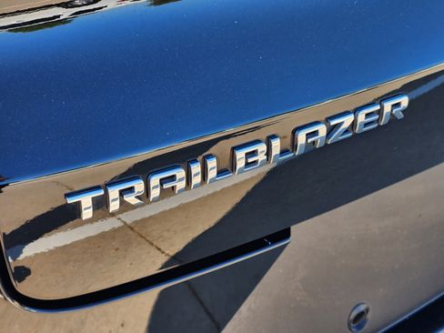 Used 2023 Chevrolet TrailBlazer LT w/ Convenience Package image 13