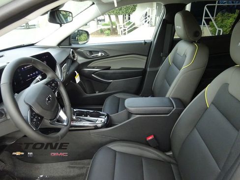 New 2026 Chevrolet Trax ACTIV w/ Driver Confidence Package image 13